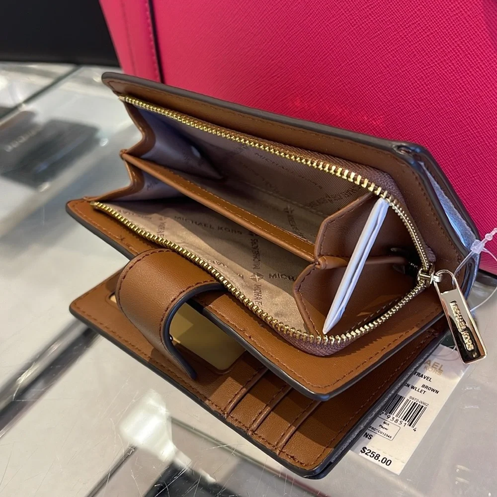 MICHAEL KORS Medium Signature Logo Wallet Brown NWT